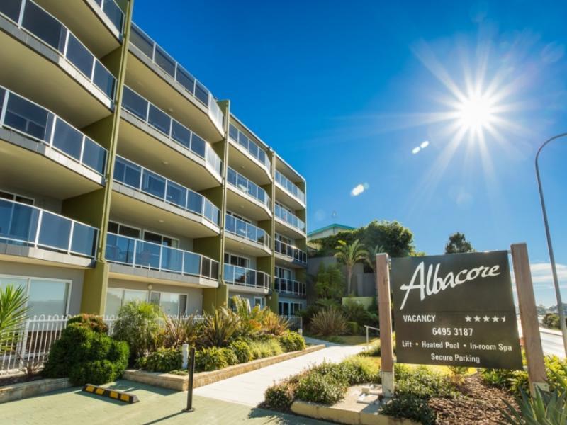 Albacore Apartments Merimbula Bagian luar foto
